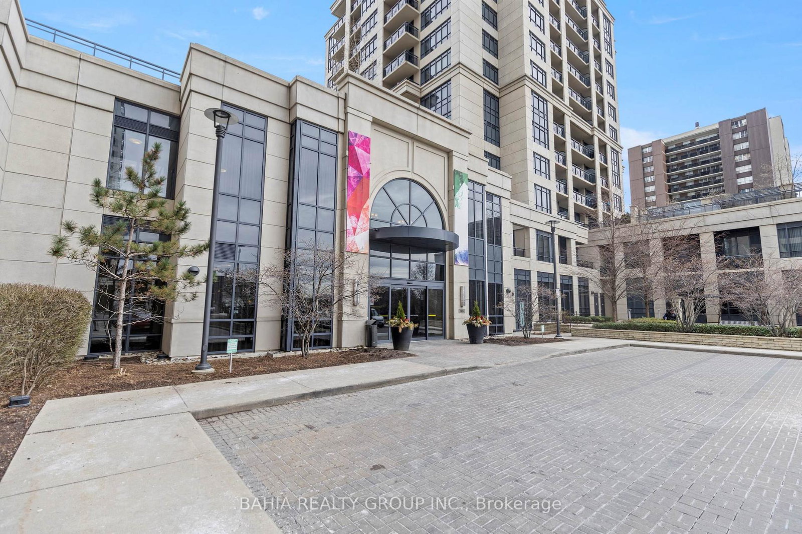 6-eva-road-etobicoke-ontario-w12691952