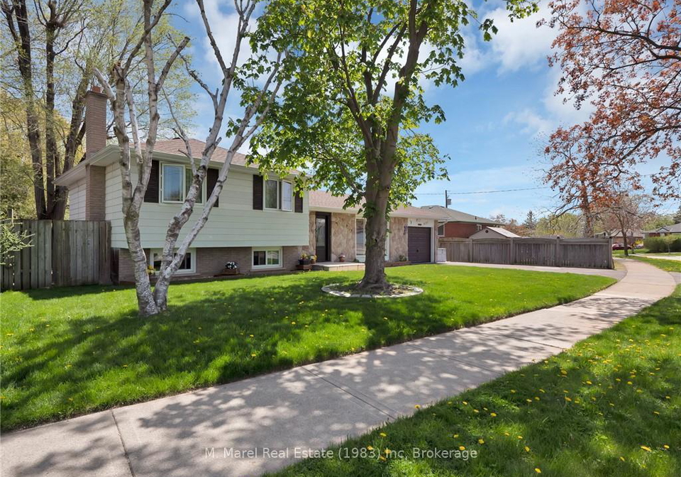 1537-fisher-avenue-burlington-ontario-w12692010