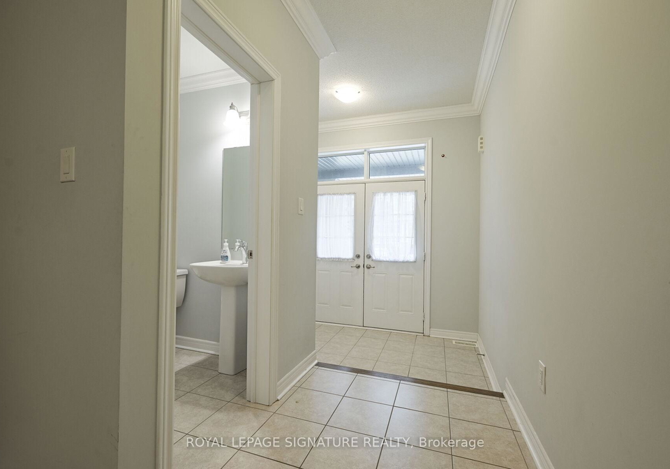 350-leadwood-gate-oakville-ontario-w12692070