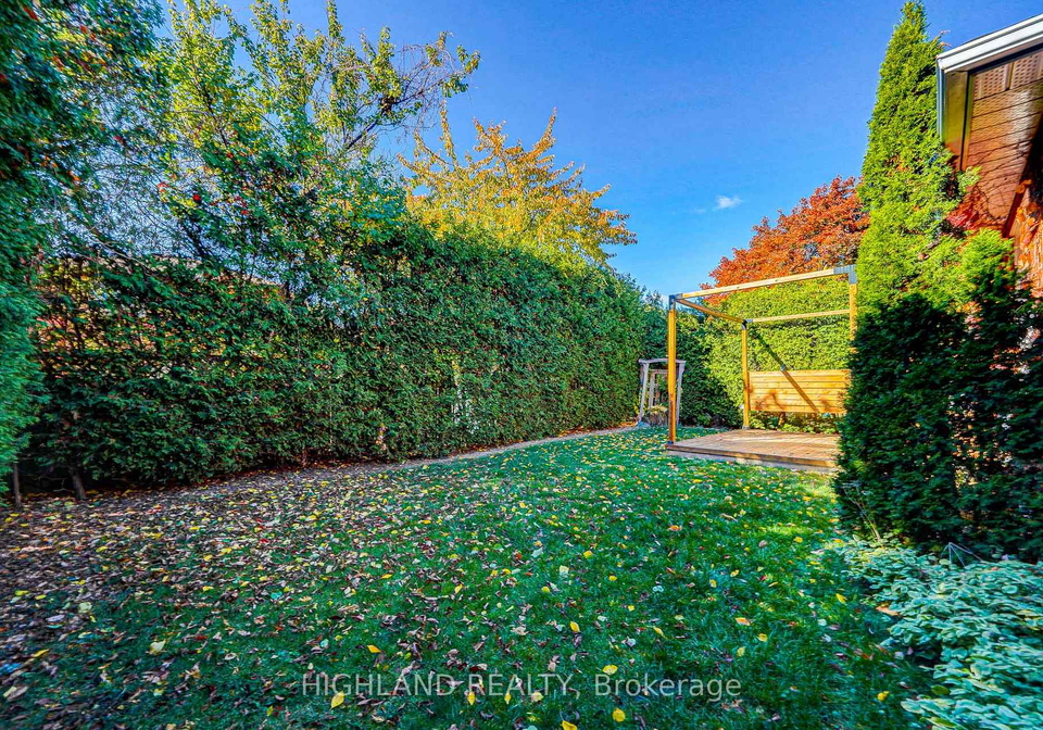 2070-castlefield-crescent-oakville-ontario-w12692090