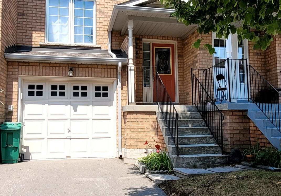 2-clay-brick-court-brampton-ontario-w12692322