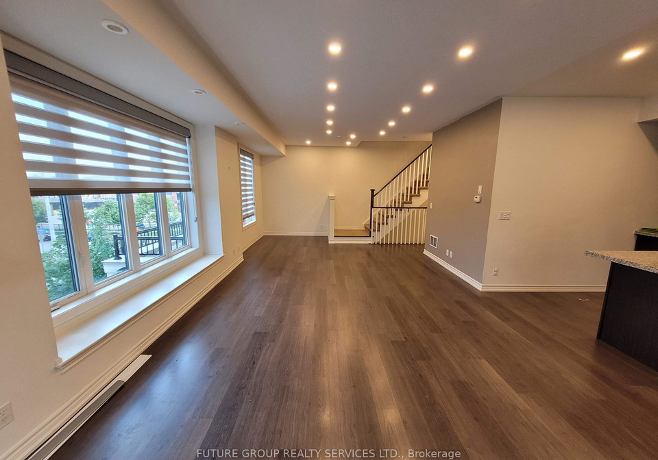 70-eastwood-park-gardens-etobicoke-ontario-w12692432