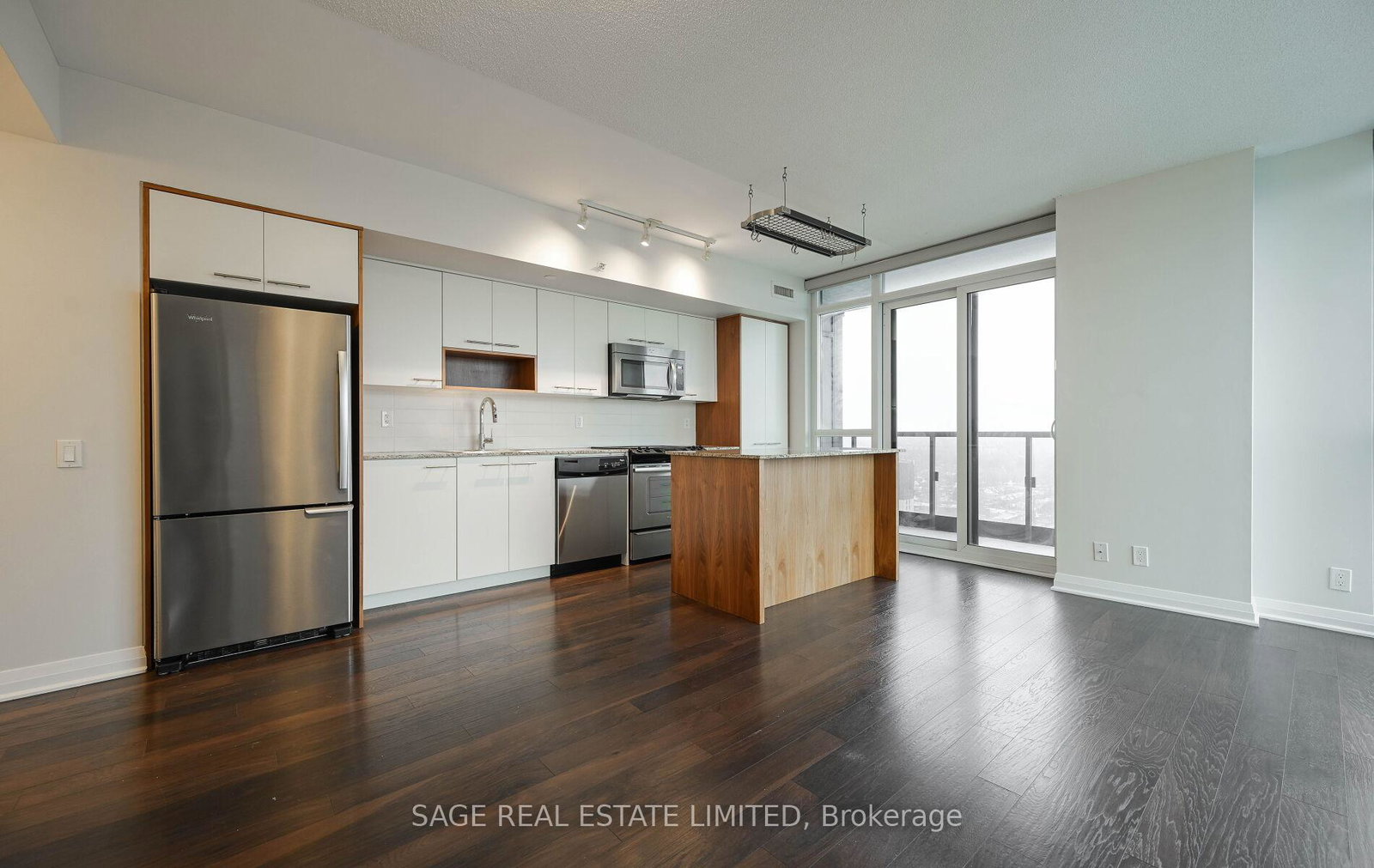 5-valhalla-inn-road-etobicoke-ontario-w12692534