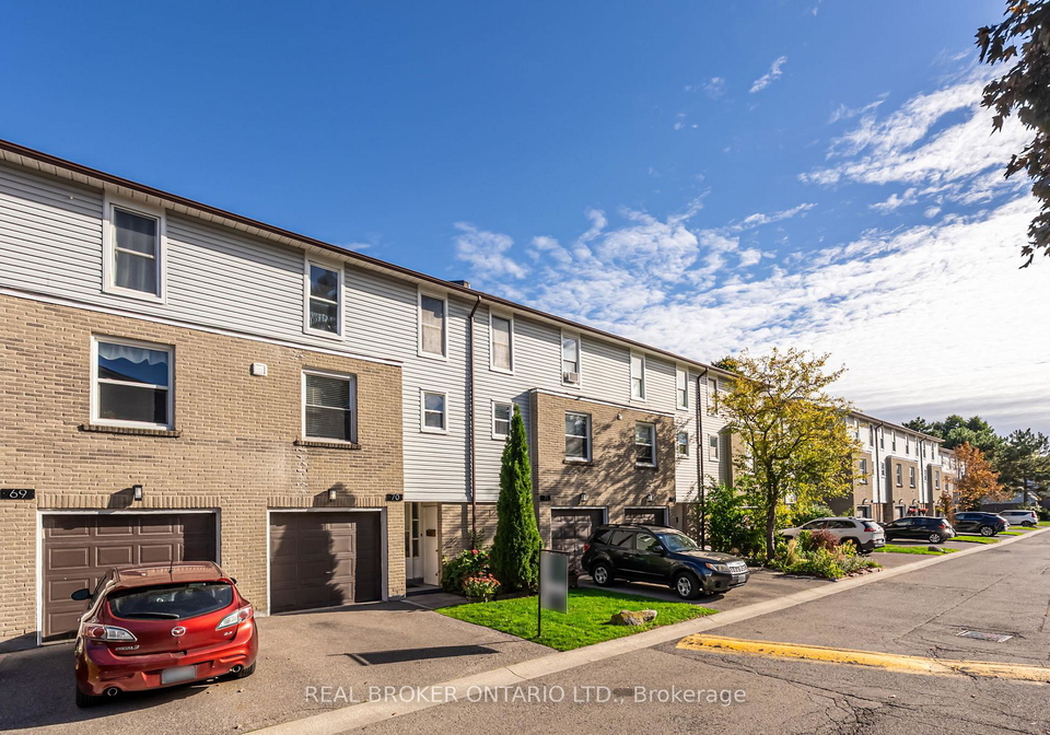 2440-bromsgrove-road-mississauga-ontario-w12693076