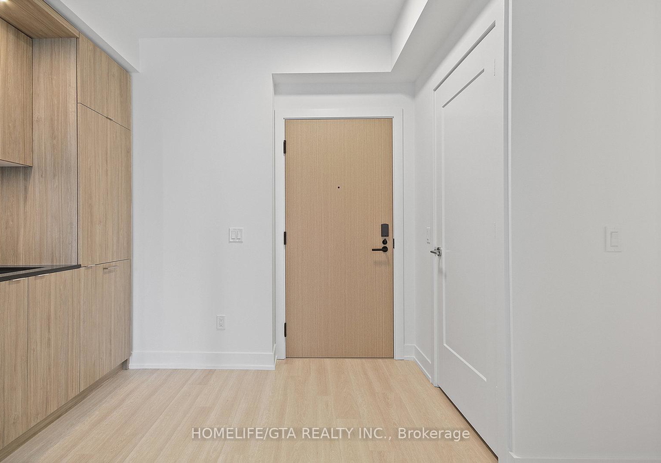 60-central-park-roadway-etobicoke-ontario-w12693146