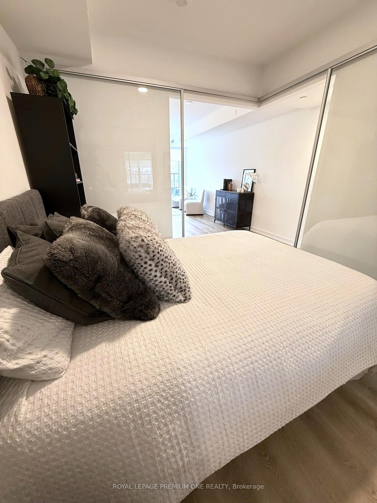 6-chartwell-road-etobicoke-ontario-w12693464