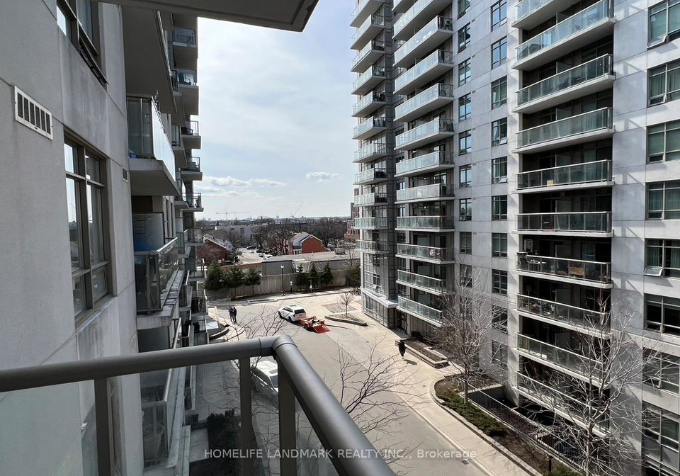 812-lansdowne-avenue-toronto-ontario-w12693504