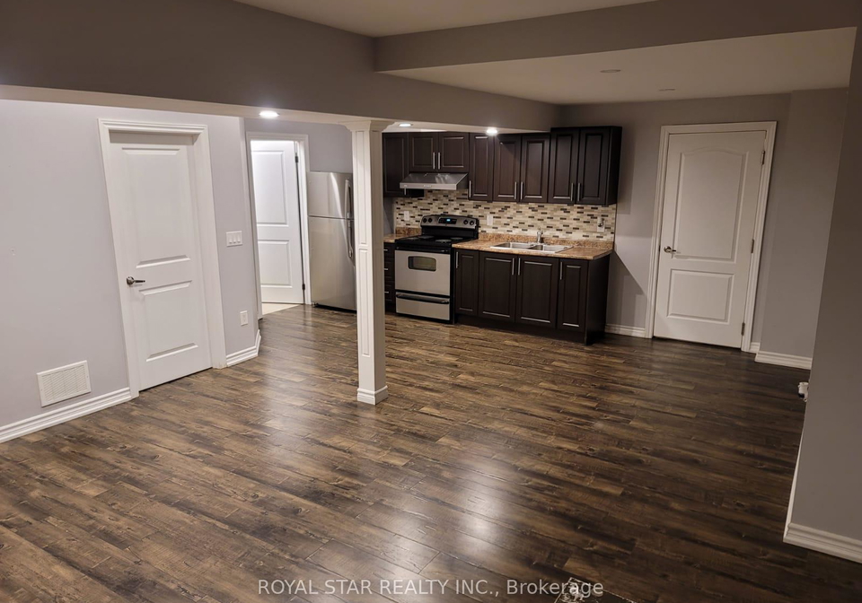 7241-second-line-w-mississauga-ontario-w12693560
