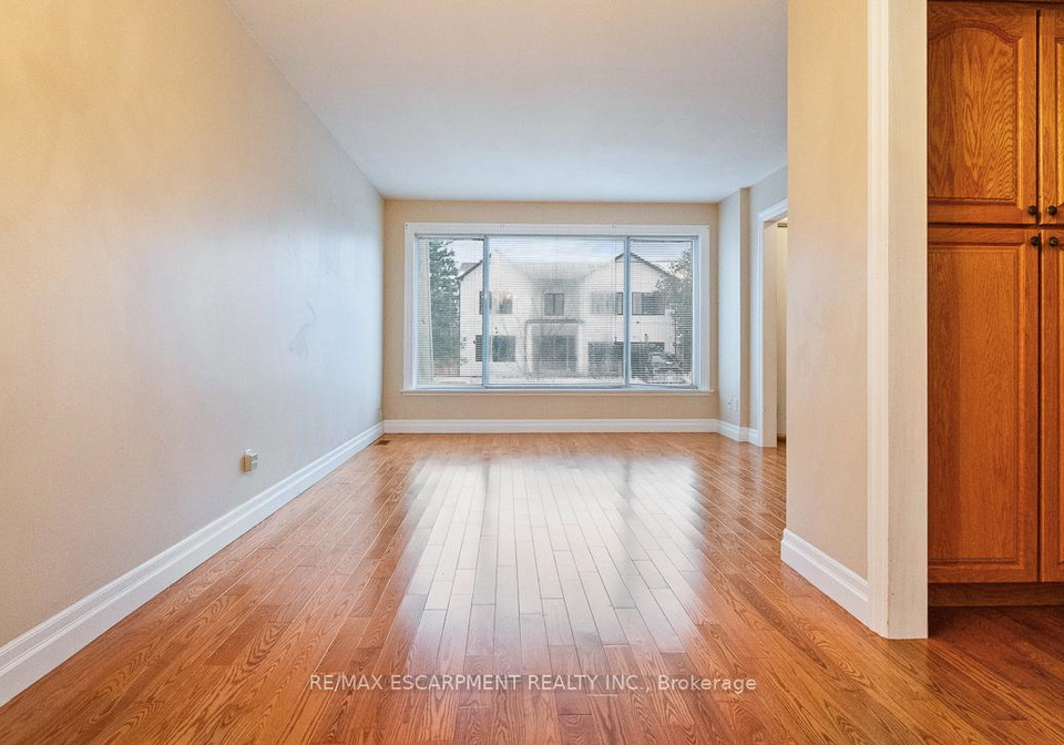 249-southview-road-oakville-ontario-w12693642