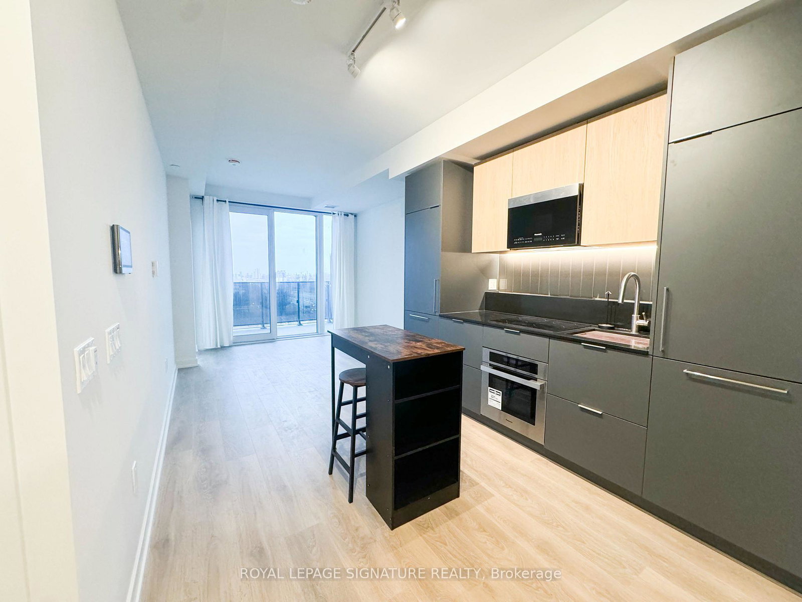 1-fairview-road-e-mississauga-ontario-w12693658