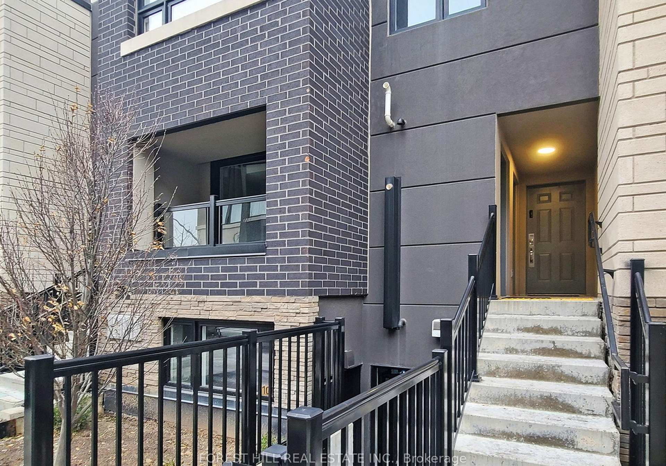 1135-cooke-boulevard-burlington-ontario-w12693692
