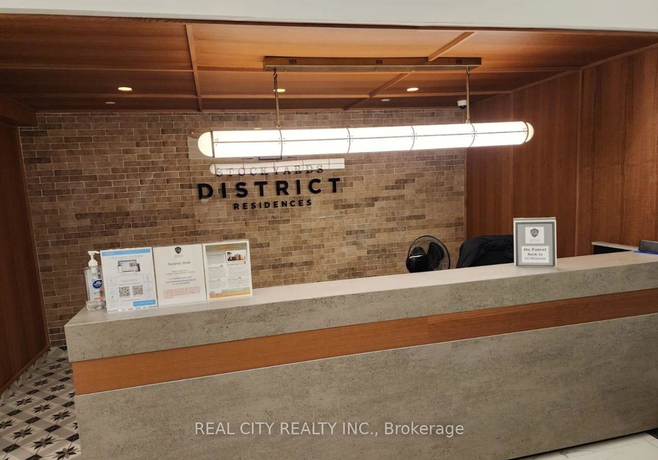 2300-st-clair-avenue-w-toronto-ontario-w12693764