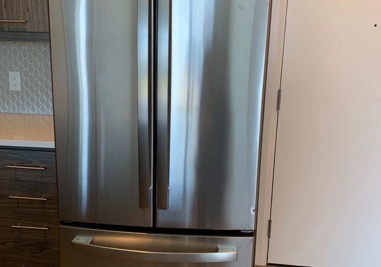 95-dundas-street-w-oakville-ontario-w12693790