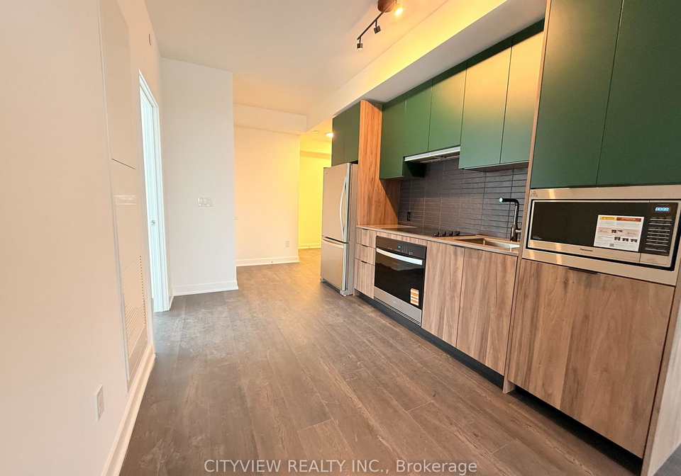 1007-the-queensway-etobicoke-ontario-w12693904