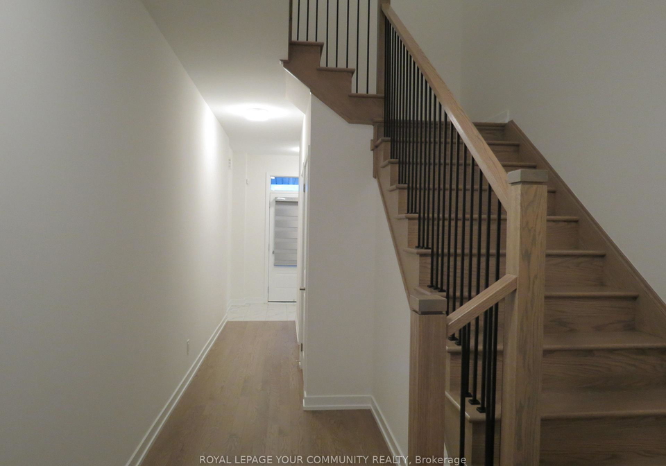 1152-tanbark-avenue-oakville-ontario-w12693964