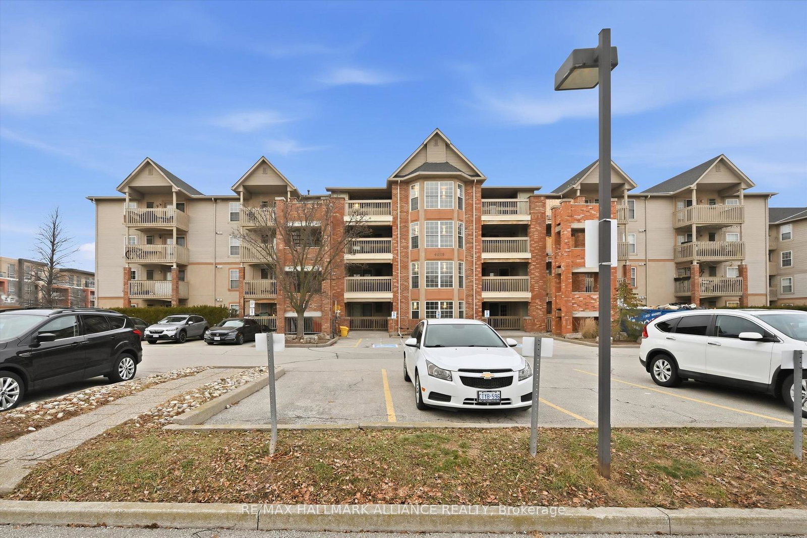 4013-kilmer-drive-burlington-ontario-w12694122
