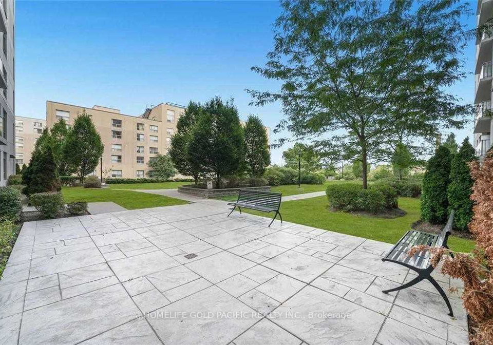 812-lansdowne-avenue-toronto-ontario-w12694670
