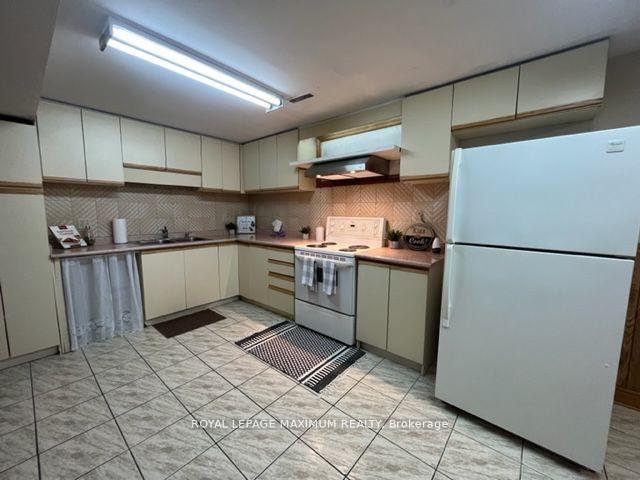 48-plowshare-crescent-etobicoke-ontario-w12694796