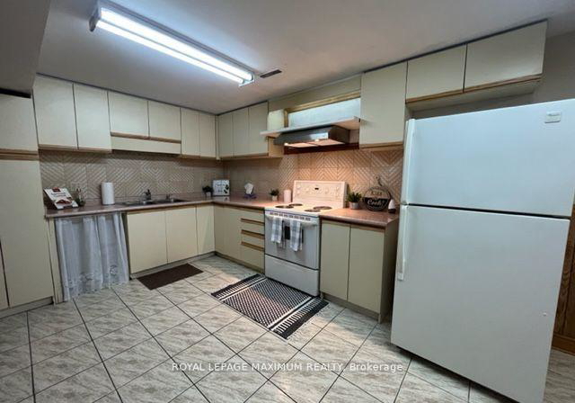 48-plowshare-crescent-etobicoke-ontario-w12694796