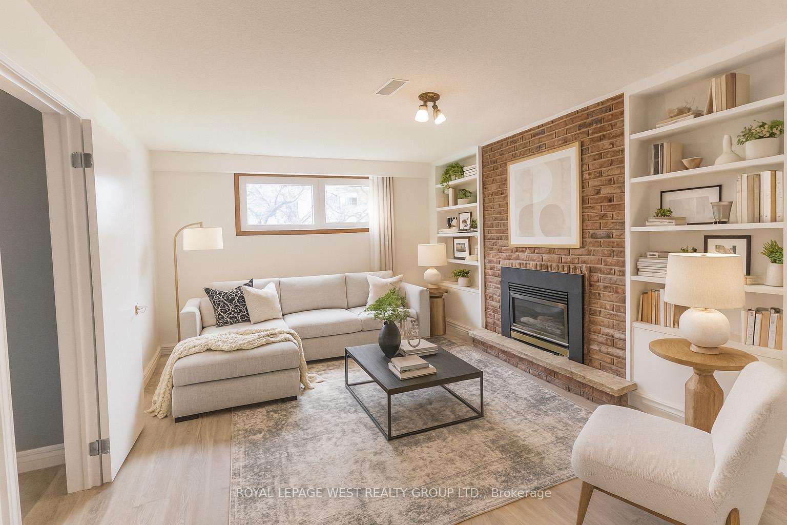 1294-forest-hill-oakville-ontario-w12695012