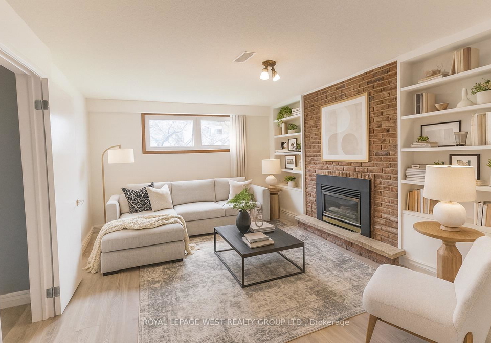 1294-forest-hill-oakville-ontario-w12695012