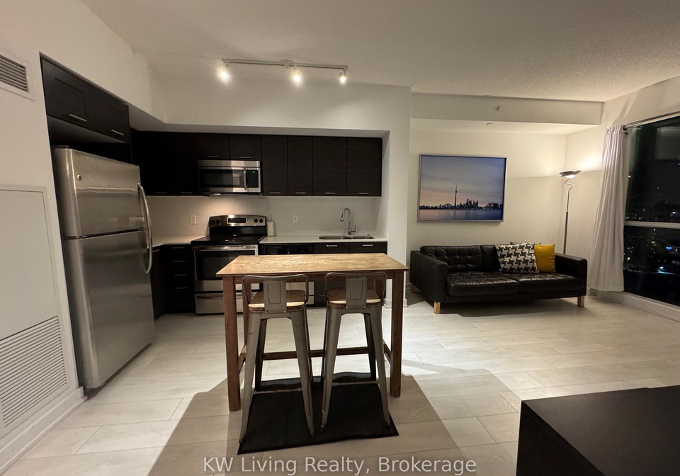 2220-lakeshore-boulevard-w-etobicoke-ontario-w12695024