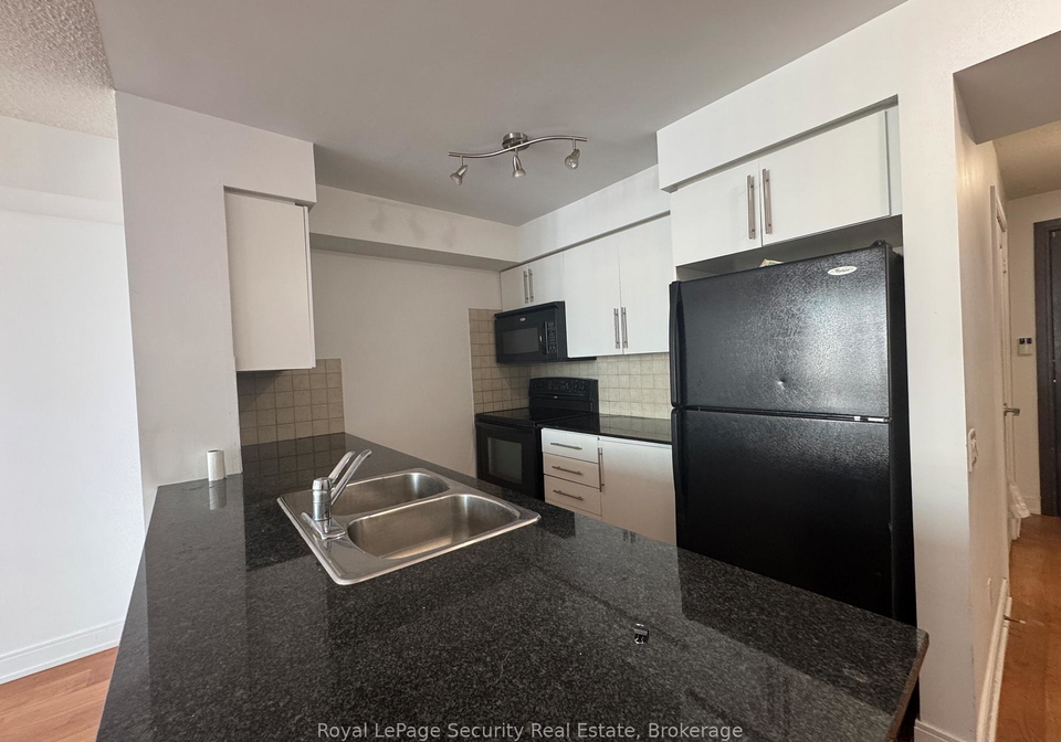 35-viking-lane-etobicoke-ontario-w12695334