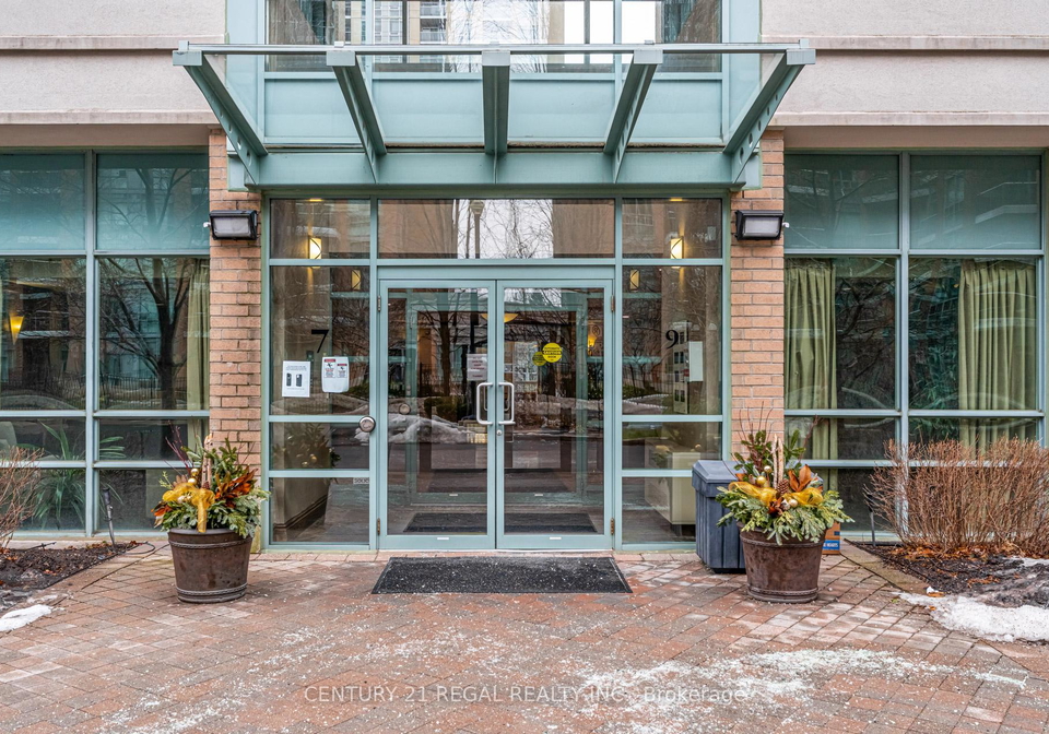 9-michael-power-place-etobicoke-ontario-w12695374