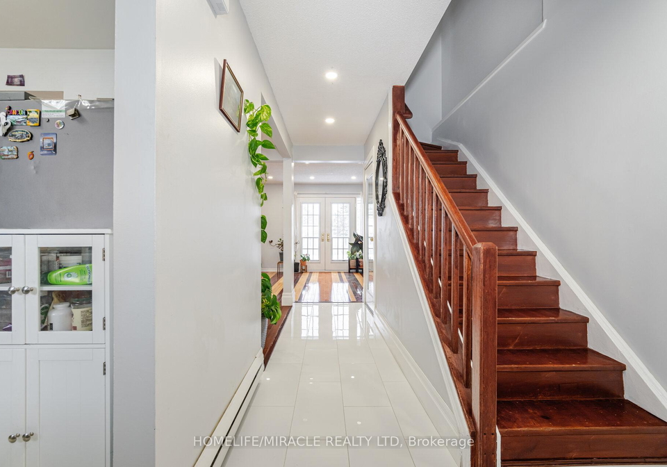 12-huckleberry-square-brampton-ontario-w12695522
