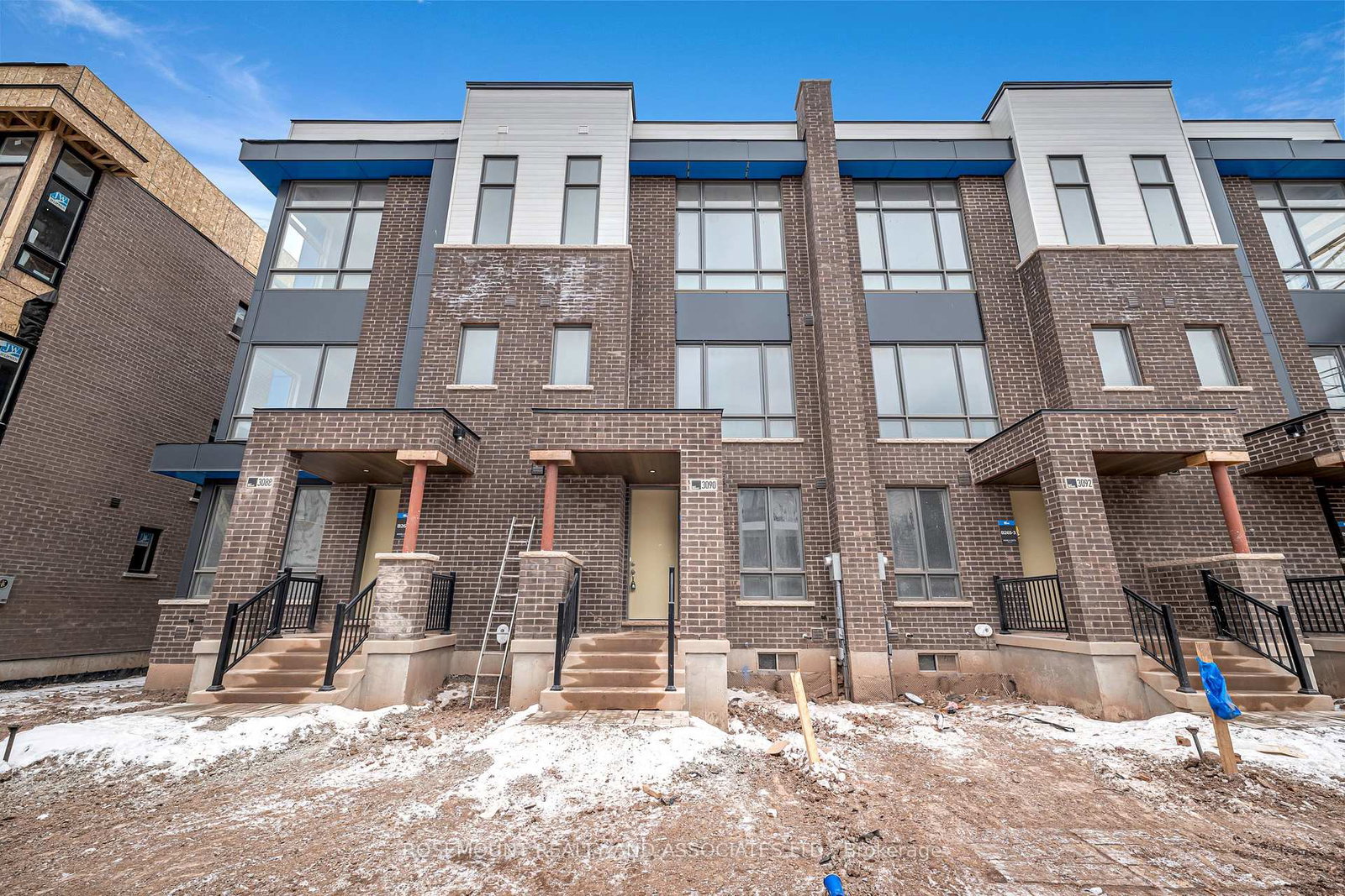 3090-meadowridge-drive-oakville-ontario-w12695728