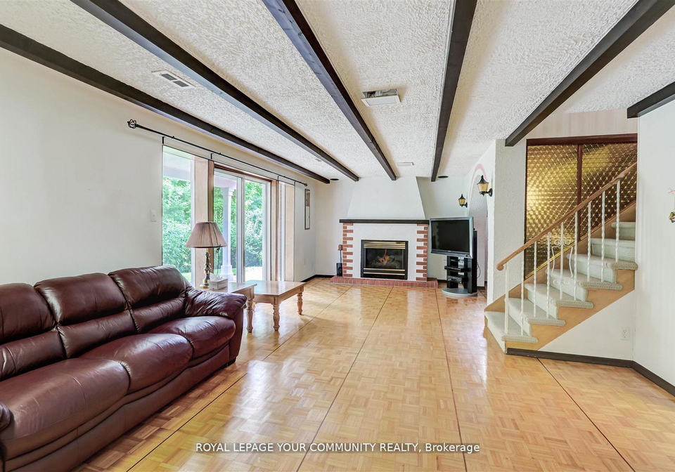 19-peacham-crescent-york-ontario-w12695750