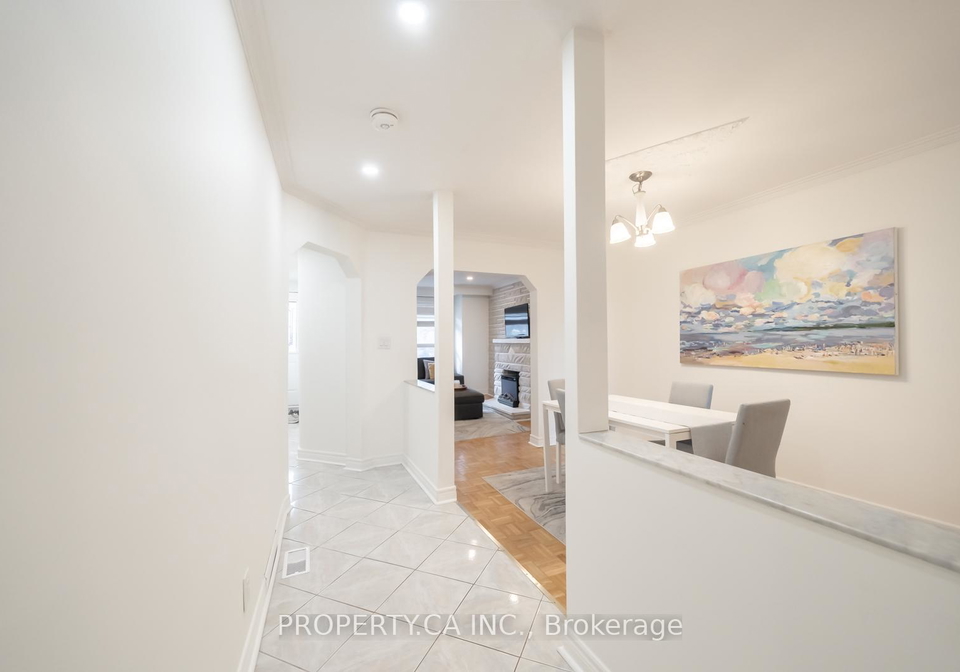 557-perth-avenue-toronto-ontario-w12695772