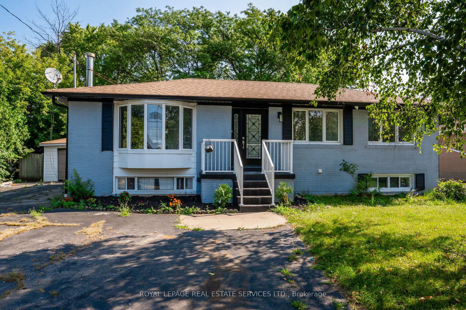 575-third-line-oakville-ontario-w12696078
