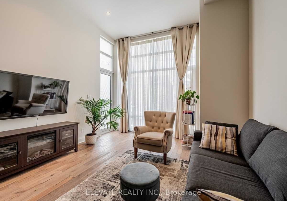 245-perth-avenue-toronto-ontario-w12696096