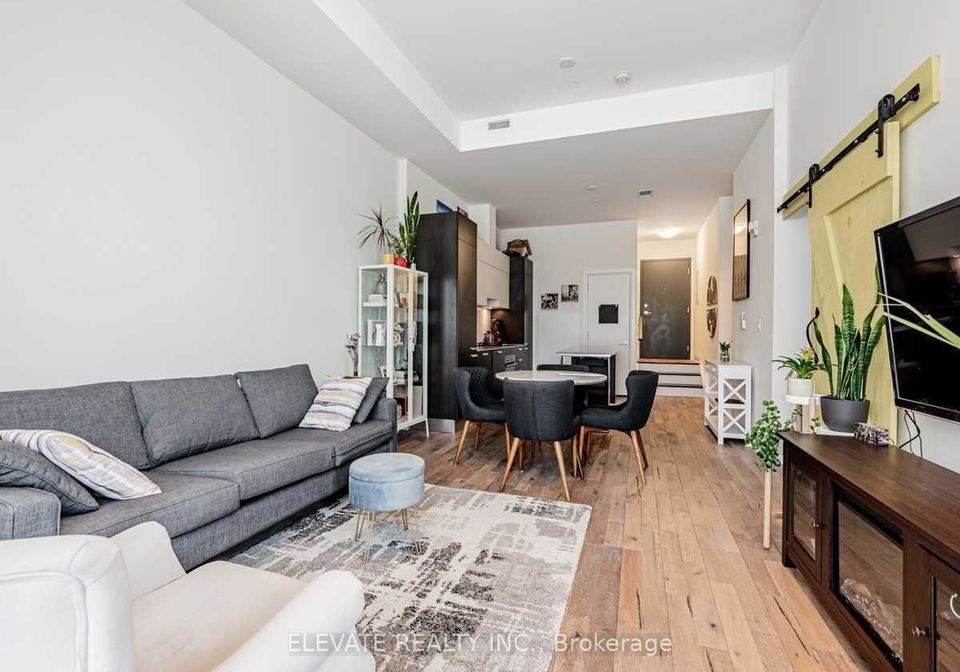 245-perth-avenue-toronto-ontario-w12696096