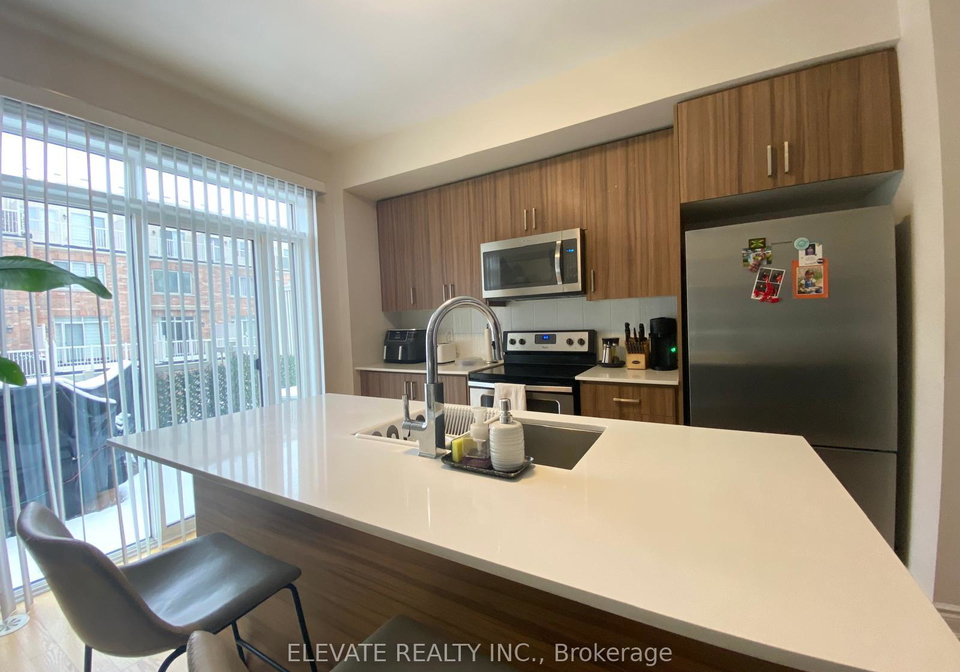 15-edward-horton-crescent-etobicoke-ontario-w12696108