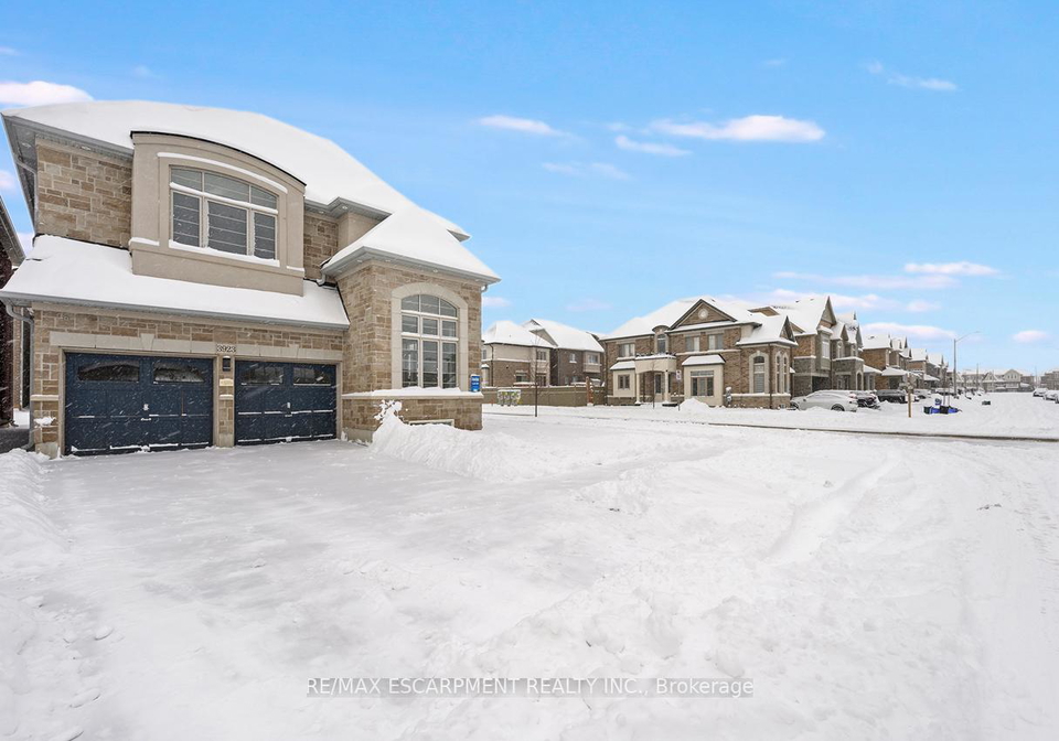 3923-koenig-road-burlington-ontario-w12696248
