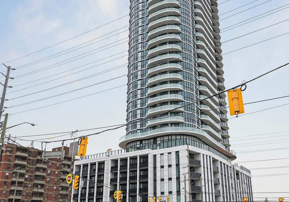 1-fairview-road-e-mississauga-ontario-w12696298