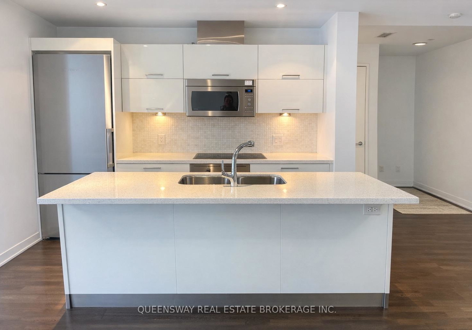 90-parklawn-road-etobicoke-ontario-w12696394