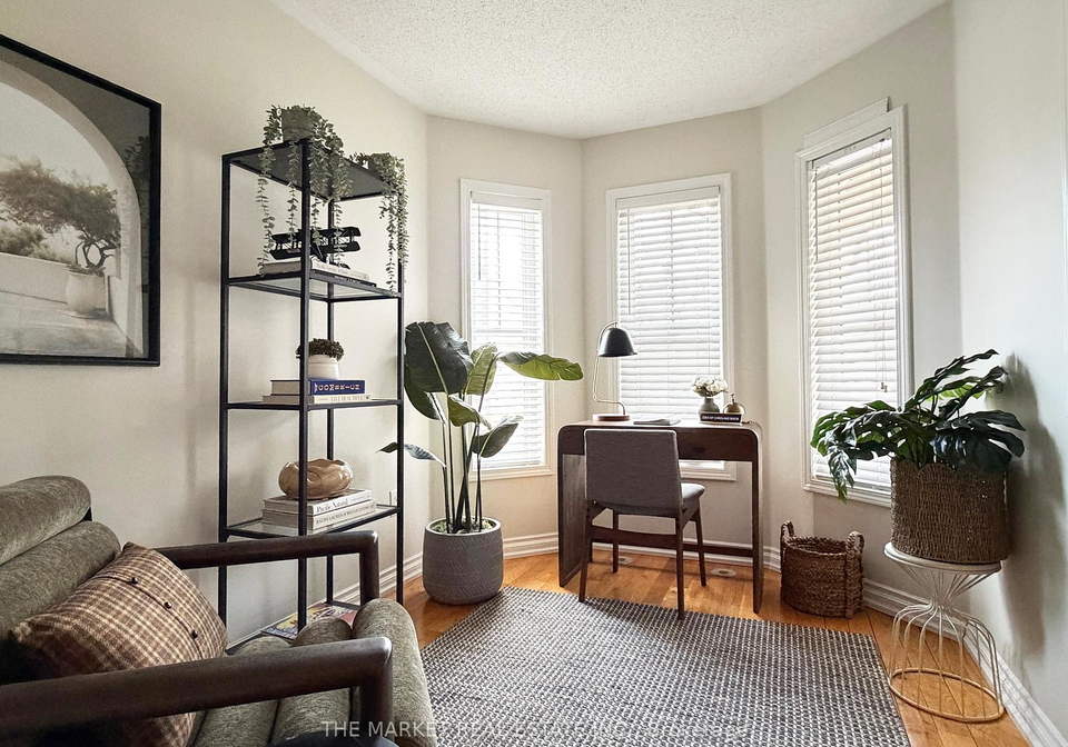 688-rayner-court-milton-ontario-w12696730