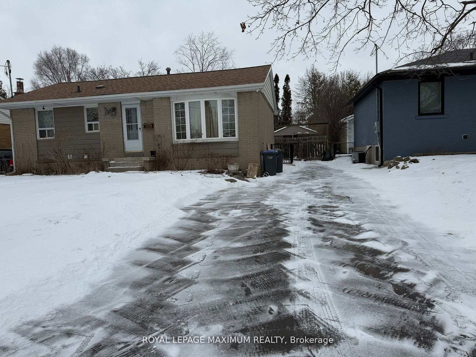 5-lawrence-crescent-brampton-ontario-w12696814