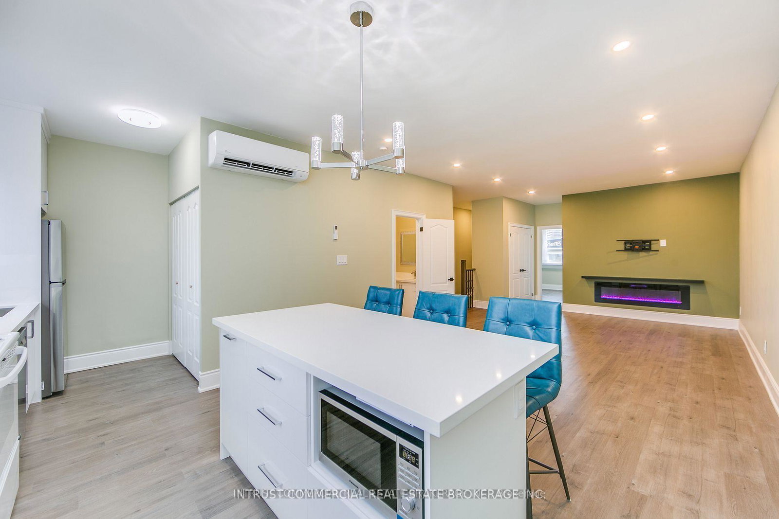 3373a-bloor-street-w-etobicoke-ontario-w12696888