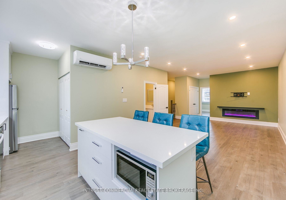 3373a-bloor-street-w-etobicoke-ontario-w12696888