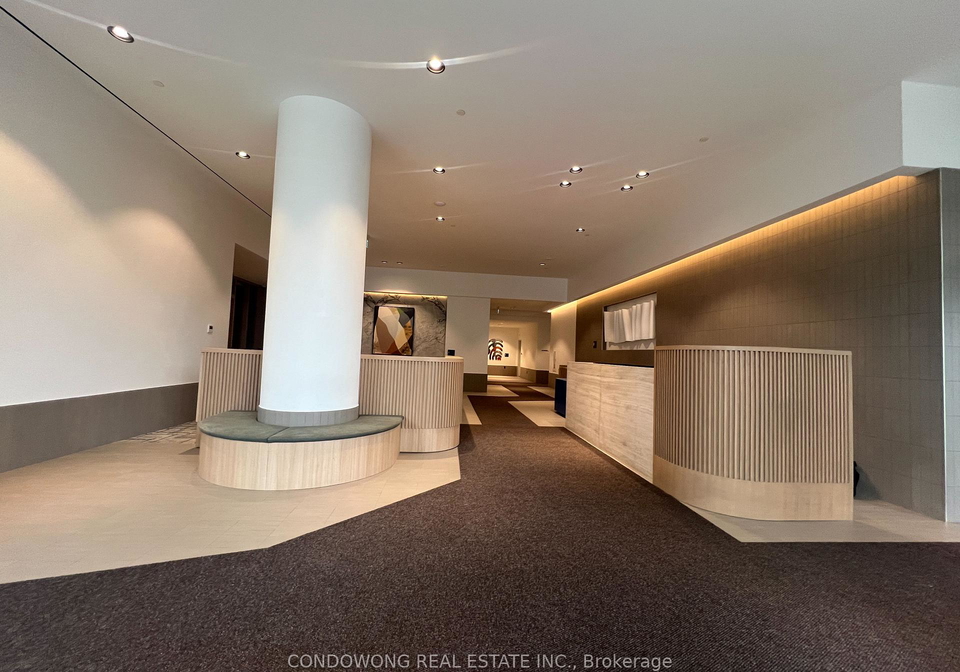 395-square-one-drive-mississauga-ontario-w12696948