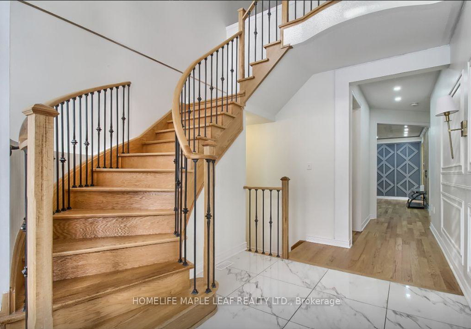 48-farringdon-crescent-brampton-ontario-w12697340