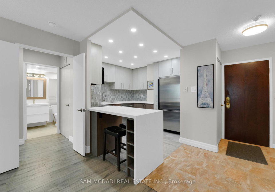 1300-islington-avenue-etobicoke-ontario-w12697406