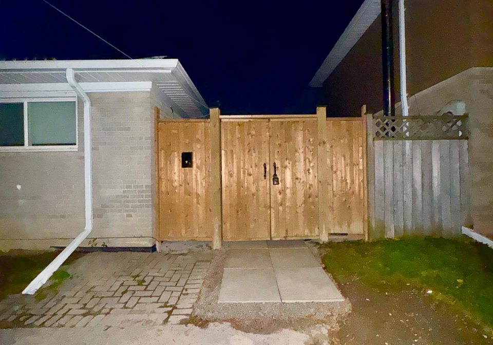 28-caldwell-crescent-brampton-ontario-w12697450