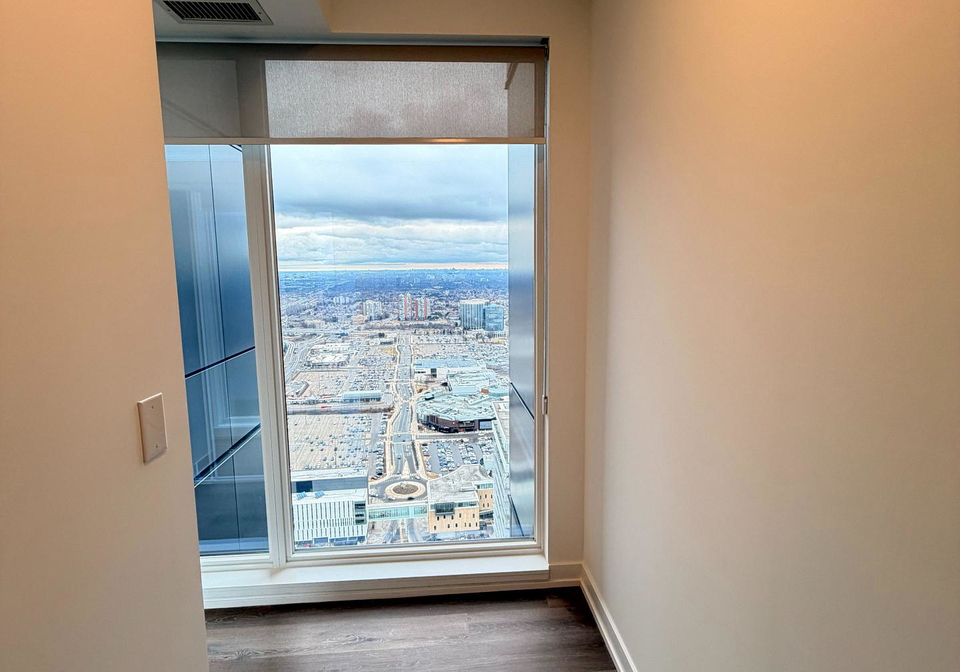 395-square-one-drive-mississauga-ontario-w12697642
