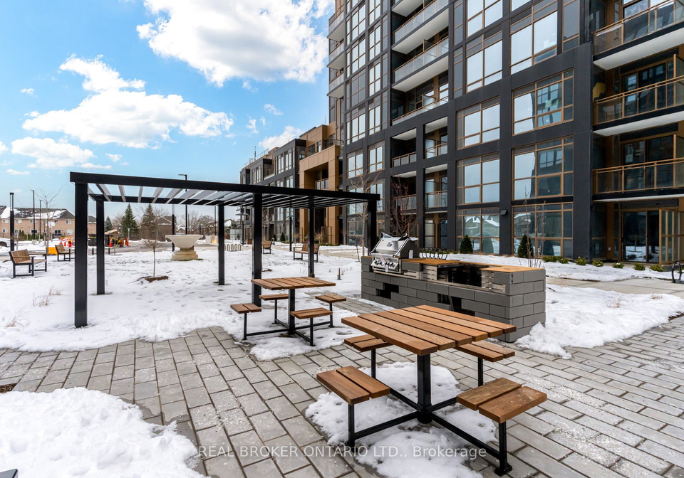 2343-khalsa-gate-w-oakville-ontario-w12697806