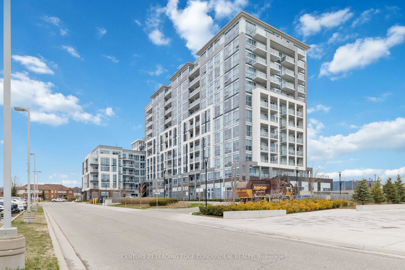 1050-main-street-w-milton-ontario-w12698096